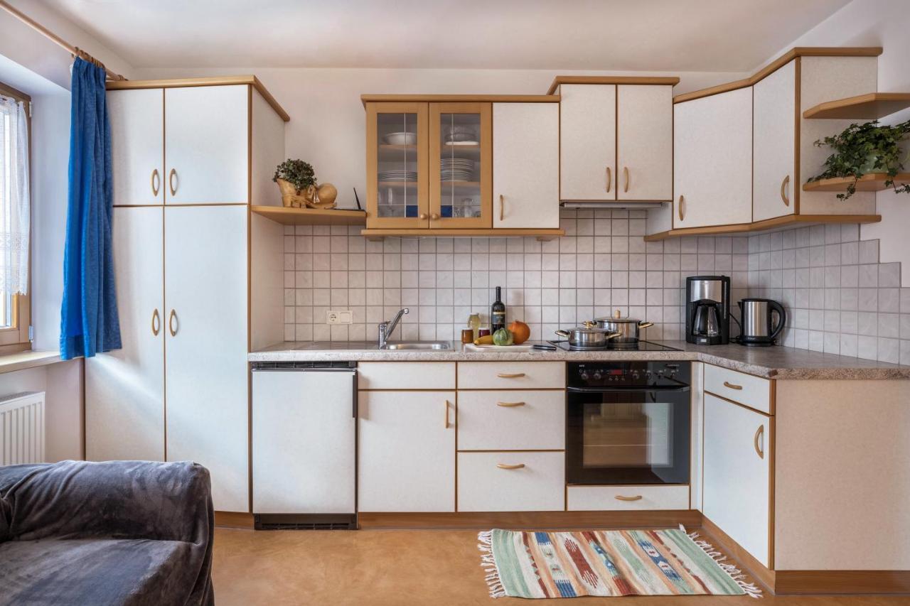 Haus Belodei - Apt B San Martino in Badia Eksteriør bilde